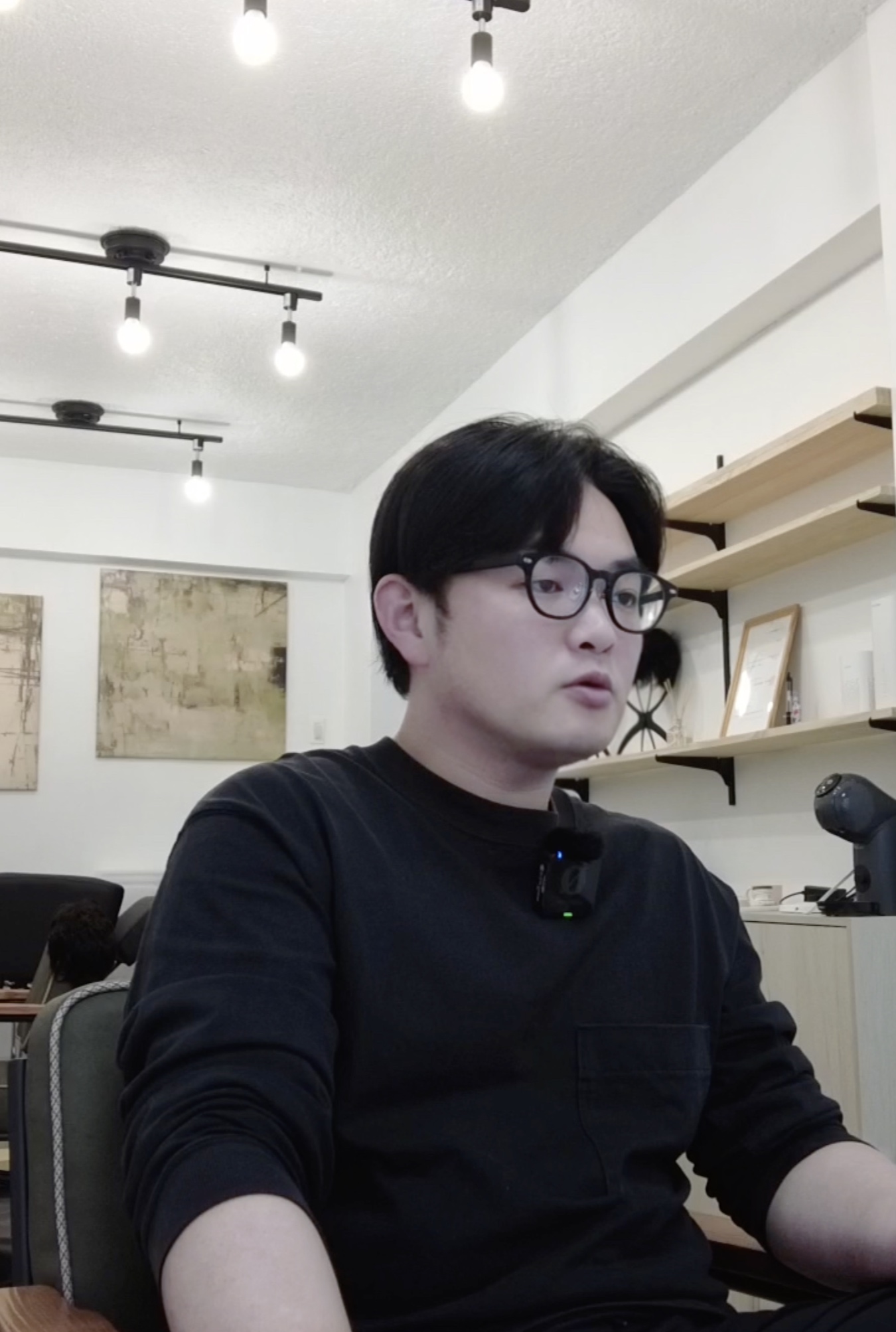 HONZEN白山の店内カウンセリング風景